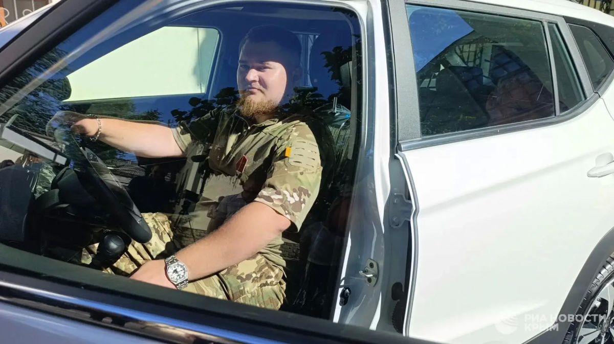 Новая опора: в Крыму бойцам СВО с ампутацией ног подарили кроссоверы Новая опора: в Крыму бойцам СВО с ампутацией ног подарили кроссоверы