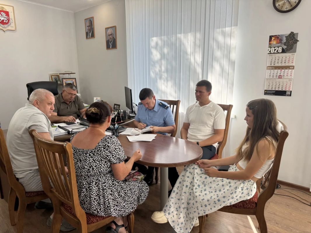Андрей Шатыренко 30.07.2026 провёл личный приём граждан в администрации района Андрей Шатыренко 30.07.2026 провёл личный приём граждан в администрации района