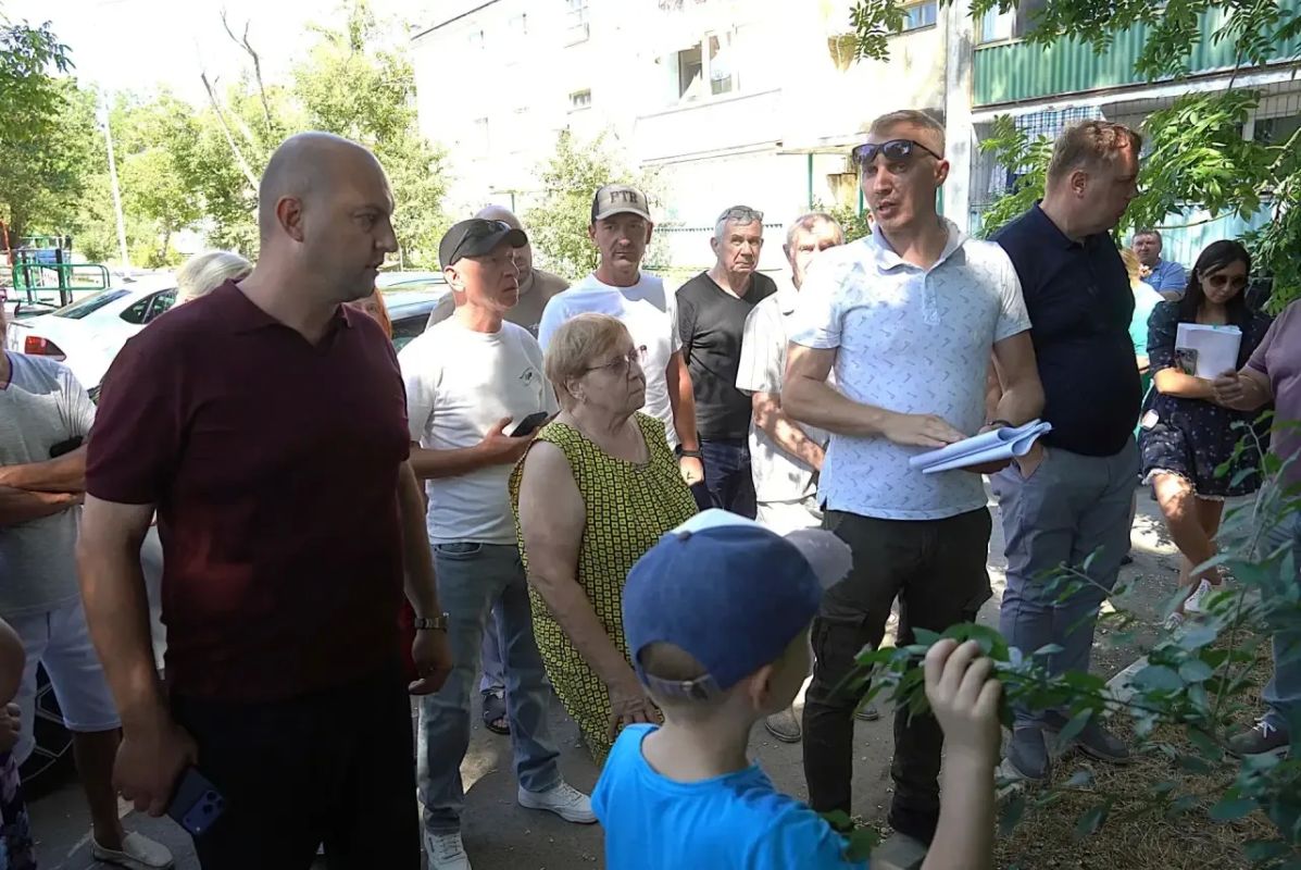 Иван Кошель: Провел встречу с жителями домов по Вокзальному шоссе, 83-а, 83-б, по вопросу строительства котельной для ЖК «Образцово» на прилегающей к ним территории Иван Кошель: Провел встречу с жителями домов по Вокзальному шоссе, 83-а, 83-б, по вопросу строительства котельной для ЖК «Образцово» на прилегающей к ним территории