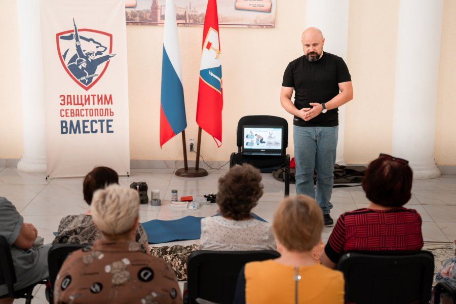 В Инкермане прошли занятия по первой помощи в рамках общегородской инициативы «Защитим Севастополь вместе» В Инкермане прошли занятия по первой помощи в рамках общегородской инициативы «Защитим Севастополь вместе»