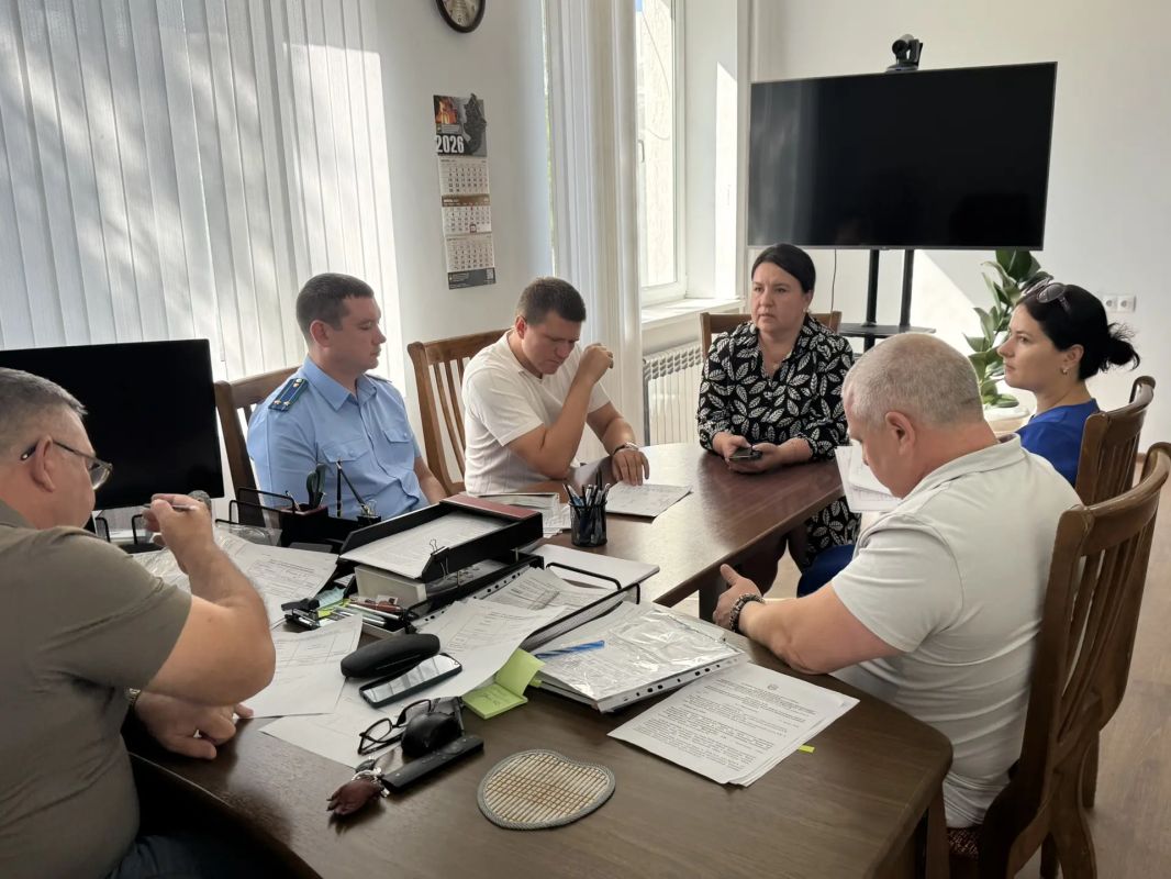 Андрей Шатыренко 30.07.2026 провёл личный приём граждан в администрации района Андрей Шатыренко 30.07.2026 провёл личный приём граждан в администрации района