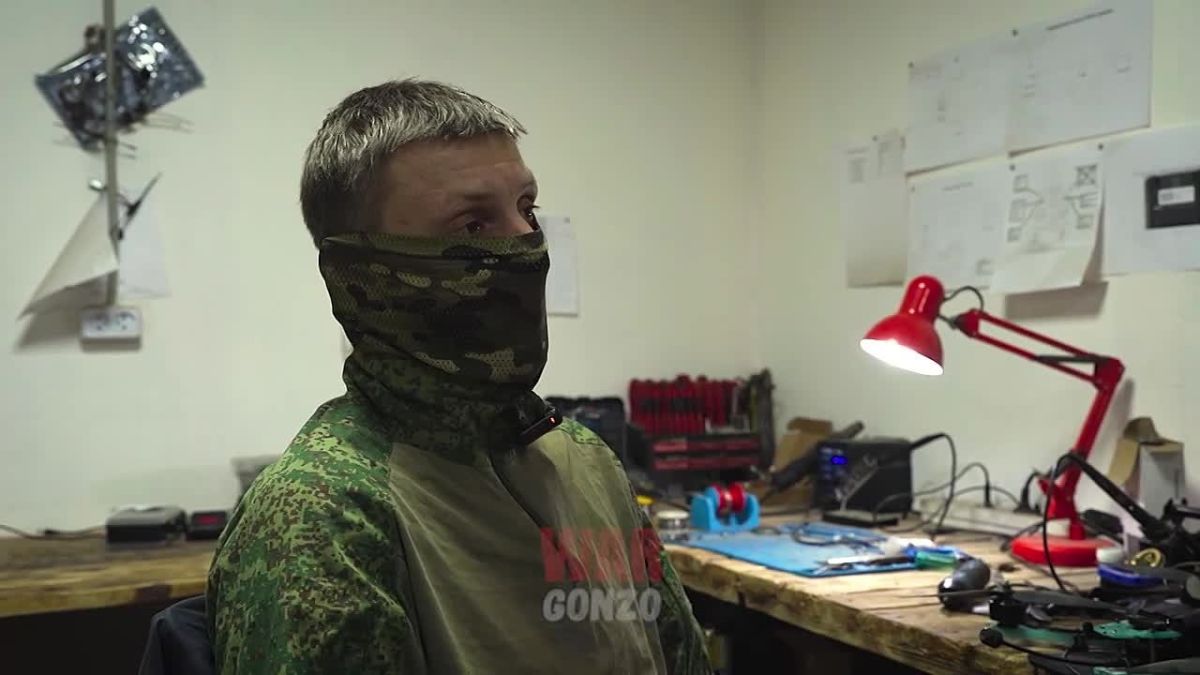 WarGonzo: Как бывшие артиллеристы готовят наших «птичек» к боевым вылетам
