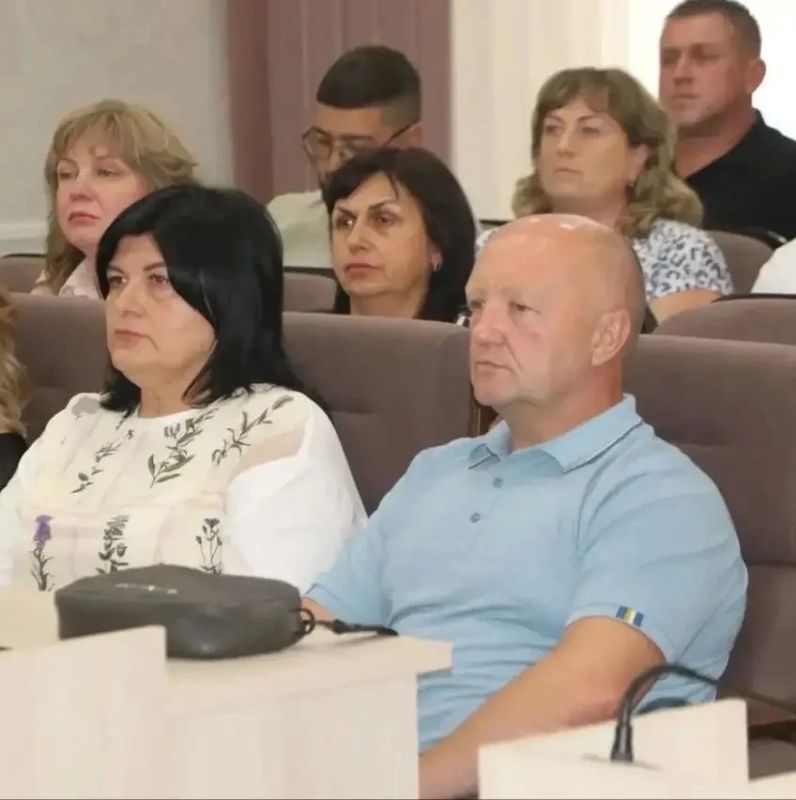 Глава администрации Бахчисарайского района Анжелика Ястребова приняла участие в 32-ом заседании Бахчисарайского районного совета Глава администрации Бахчисарайского района Анжелика Ястребова приняла участие в 32-ом заседании Бахчисарайского районного совета