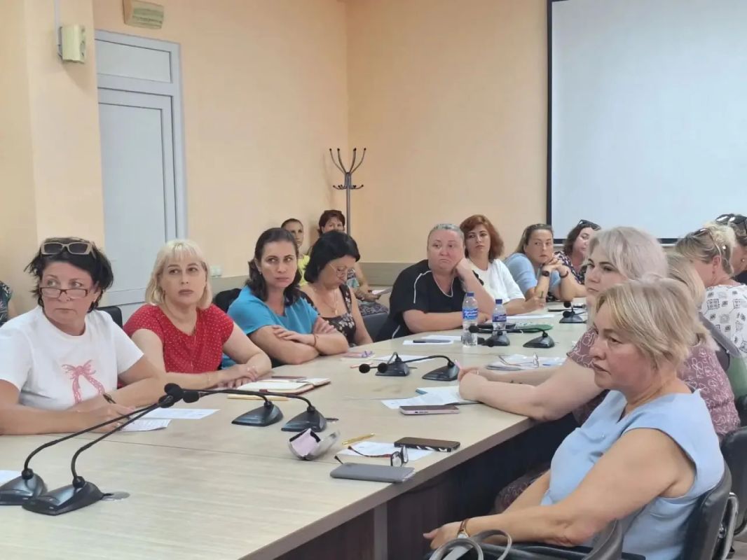 Детские сады Ялты поэтапно переходят на режим работы полного дня Детские сады Ялты поэтапно переходят на режим работы полного дня
