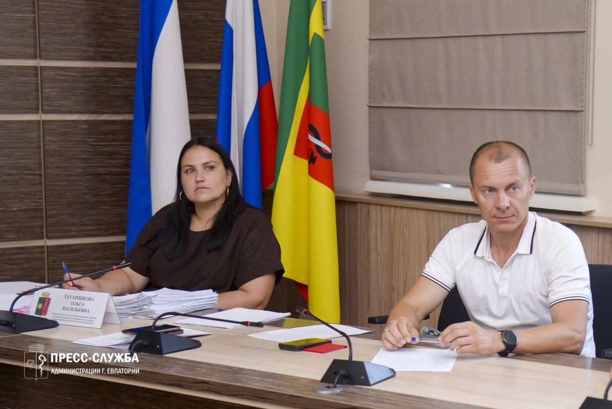 В Евпатории состоялось очередное заседание административной комиссии, которое провел заместитель главы администрации Сергей Колганов В Евпатории состоялось очередное заседание административной комиссии, которое провел заместитель главы администрации Сергей Колганов