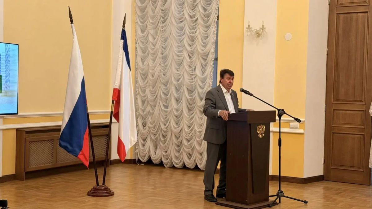 Александр Резников удостоен звания «Заслуженный строитель Республики Крым» Александр Резников удостоен звания «Заслуженный строитель Республики Крым»