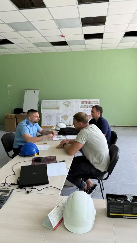 Контроль при исполнении контрактов: в Симферополе прокуратура контролирует строительство школы в микрорайоне «Луговое» Контроль при исполнении контрактов: в Симферополе прокуратура контролирует строительство школы в микрорайоне «Луговое»