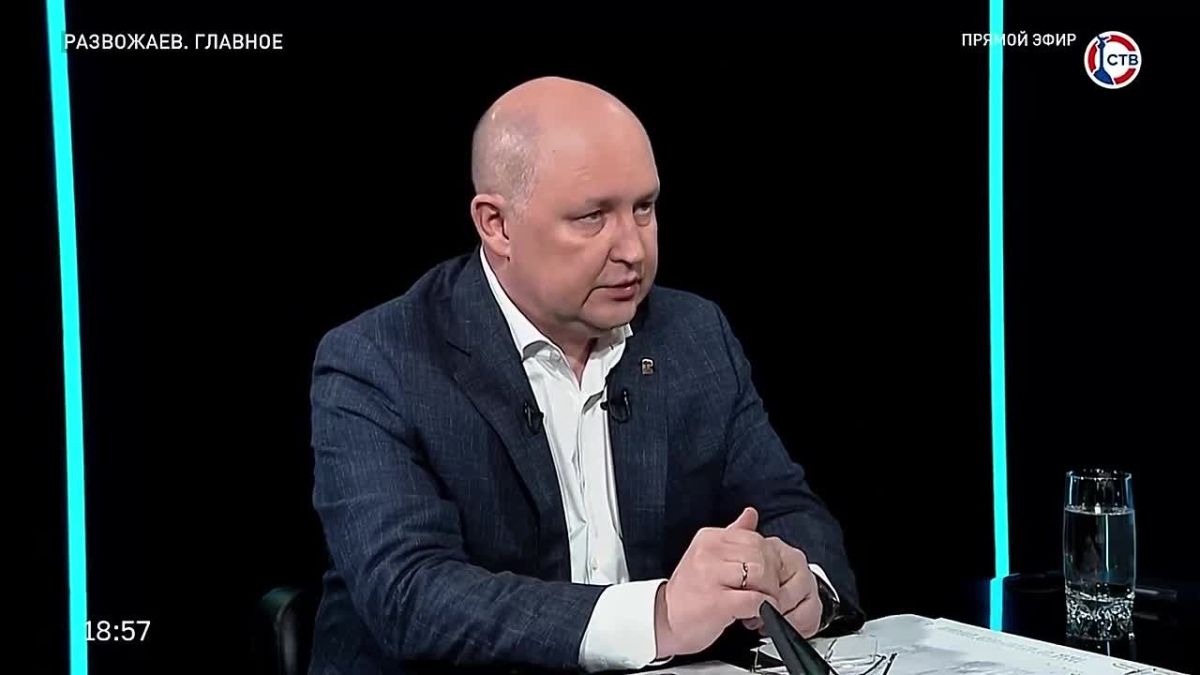 Михаил Развожаев: В прямом эфире СТВ обсудили актуальные для Севастополя вопросы обеспечения топливом, энергоснабжения, образования, дорожного движения, защиты города