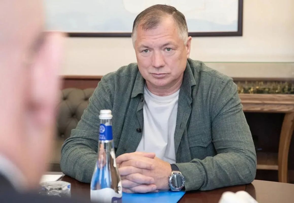 Михаил Развожаев: Сегодня день рождения отмечает Заместитель Председателя Правительства России Марат Шакирзянович Хуснуллин Михаил Развожаев: Сегодня день рождения отмечает Заместитель Председателя Правительства России Марат Шакирзянович Хуснуллин