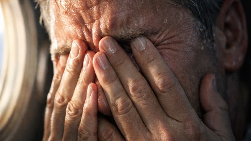 Депутат закопал тело 12-летней школьницы во дворе. После его задержания жена сказала три слова Депутат закопал тело 12-летней школьницы во дворе. После его задержания жена сказала три слова