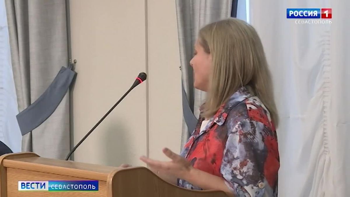 Пожар у «Инжира» стал главной темой совещания: власти сообщили о детских выплатах, работе кафе и возврате QRкодов на топливо