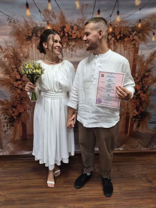Более 550 заявлений о заключении брака подали в Крыму за две недели Более 550 заявлений о заключении брака подали в Крыму за две недели