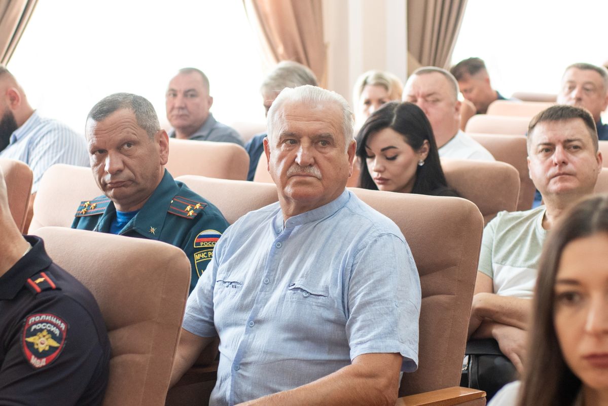 В Симферополе состоялось оперативно-хозяйственное совещание