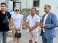 Глава администрации Евпатории встретился с жителями многоквартирного дома