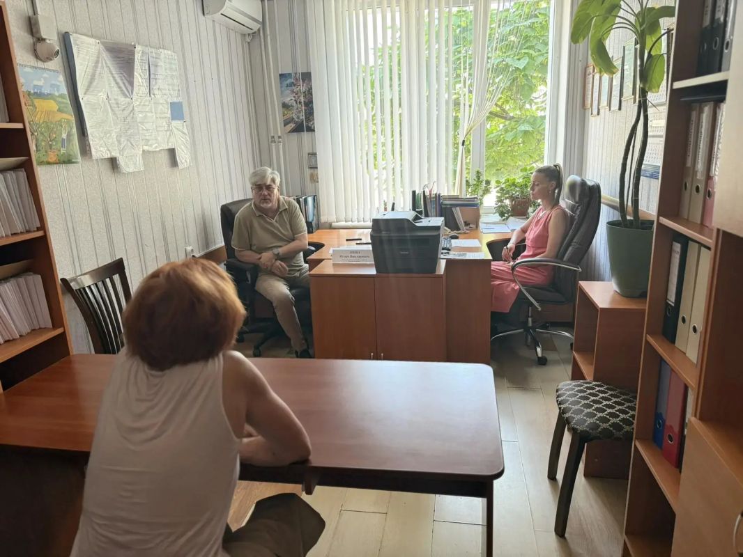 Решение всех вопросов начинается с открытого общения Решение всех вопросов начинается с открытого общения