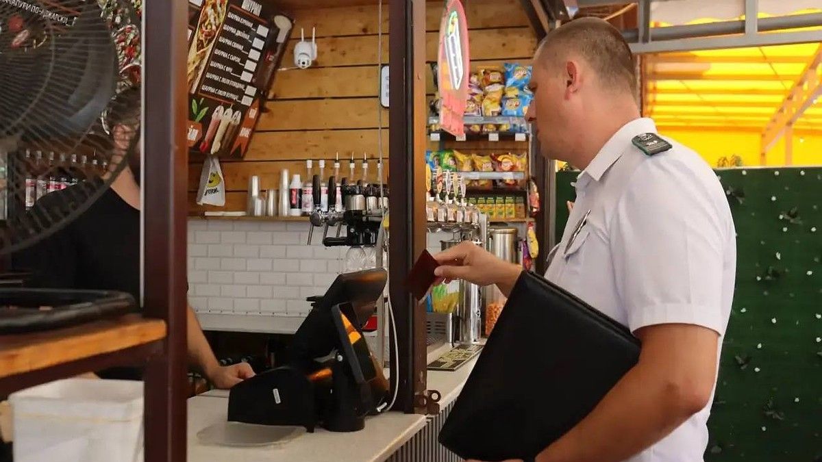 В Ялте и Алуште 38 заведений общепита работали с продукцией без ветеринарных документов