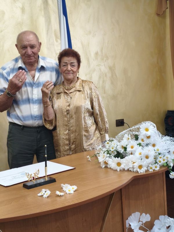 Любви все кризисы покорны: Свадебный бум накрыл Крым Любви все кризисы покорны: Свадебный бум накрыл Крым
