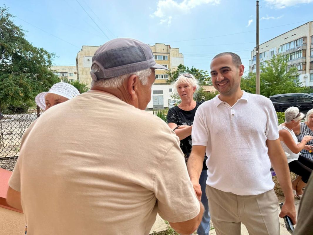 Виталий Оганесян: Встретился с жильцами домов по улице 9 Мая, 53 и 55 Виталий Оганесян: Встретился с жильцами домов по улице 9 Мая, 53 и 55