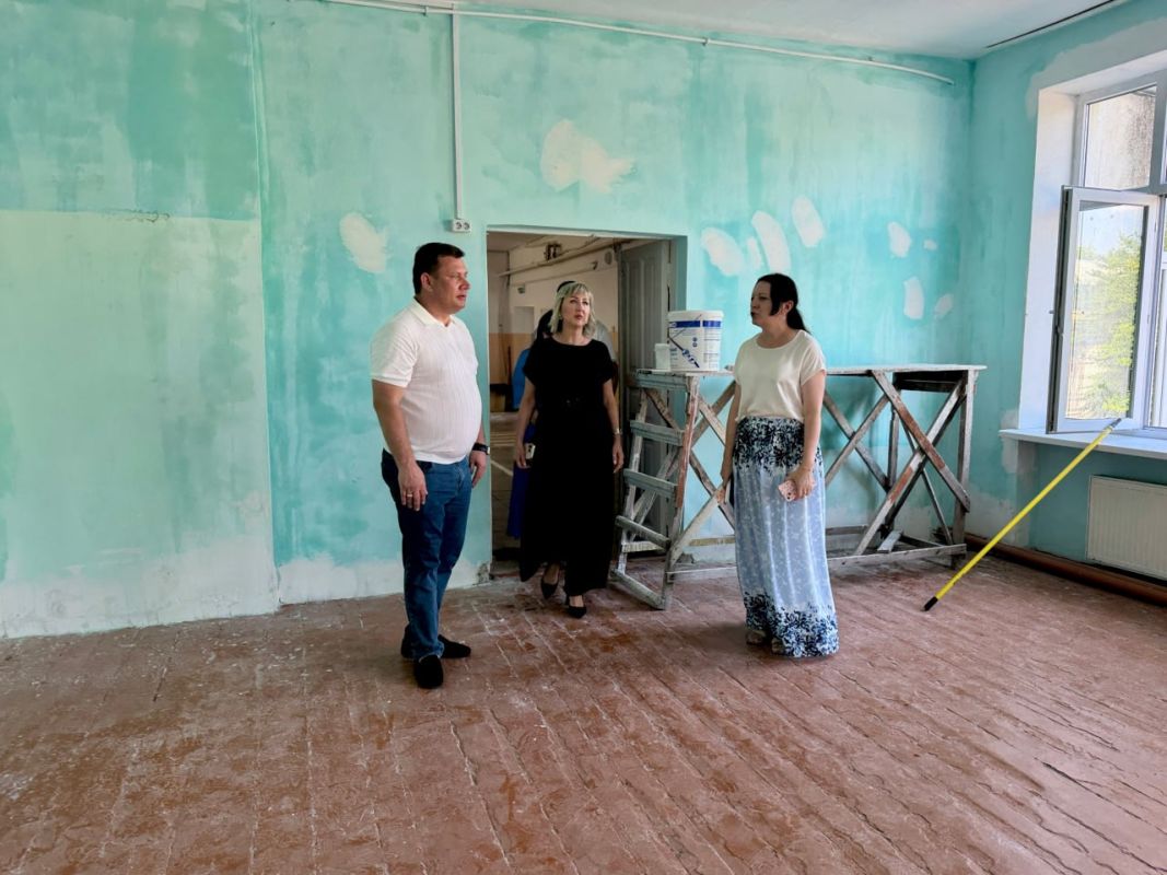 Юрий Нестеренко: В конструктивном ключе прошли встречи с трудовыми коллективами Первомайского и Чайкинского сельских поселений Симферопольского района Юрий Нестеренко: В конструктивном ключе прошли встречи с трудовыми коллективами Первомайского и Чайкинского сельских поселений Симферопольского района