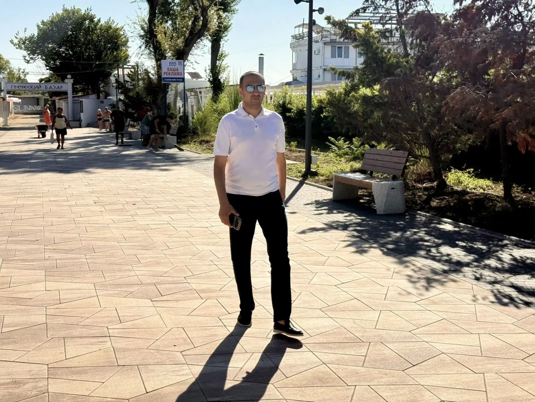 Рабочий день начал с проверки санитарной очистки курортной части города Рабочий день начал с проверки санитарной очистки курортной части города