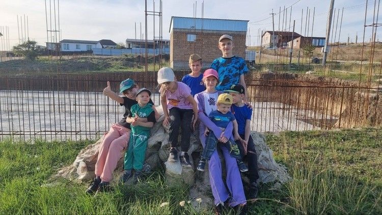 За шесть лет из дистрофика превратился в веселого мальчишку: Сережа из дома ребенка «Елочка» обрел любящую семью За шесть лет из дистрофика превратился в веселого мальчишку: Сережа из дома ребенка «Елочка» обрел любящую семью