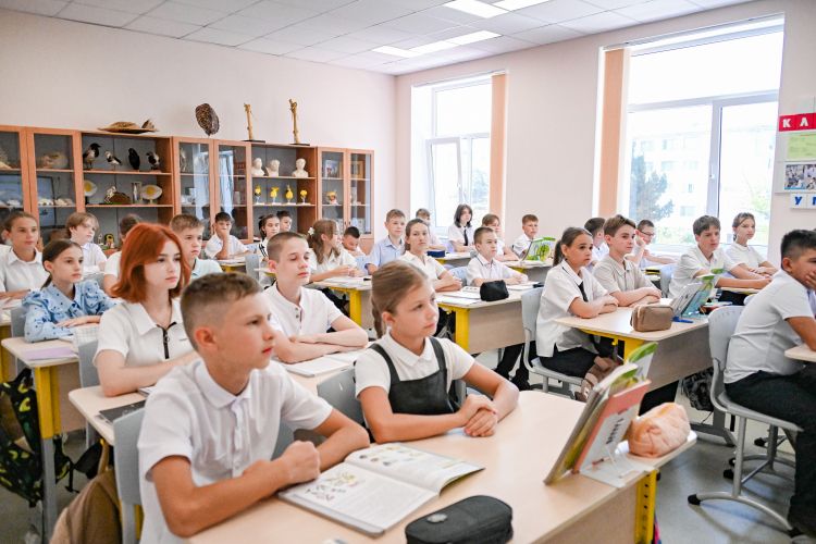 С 15 августа севастопольские семьи смогут оформить школьные выплаты