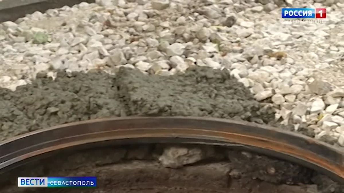 В Севастополе продолжают обновлять автомобильные дороги