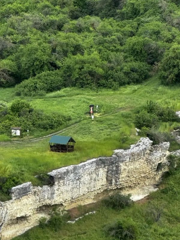 В Крыму обустроили два эколого-просветительских маршрута В Крыму обустроили два эколого-просветительских маршрута