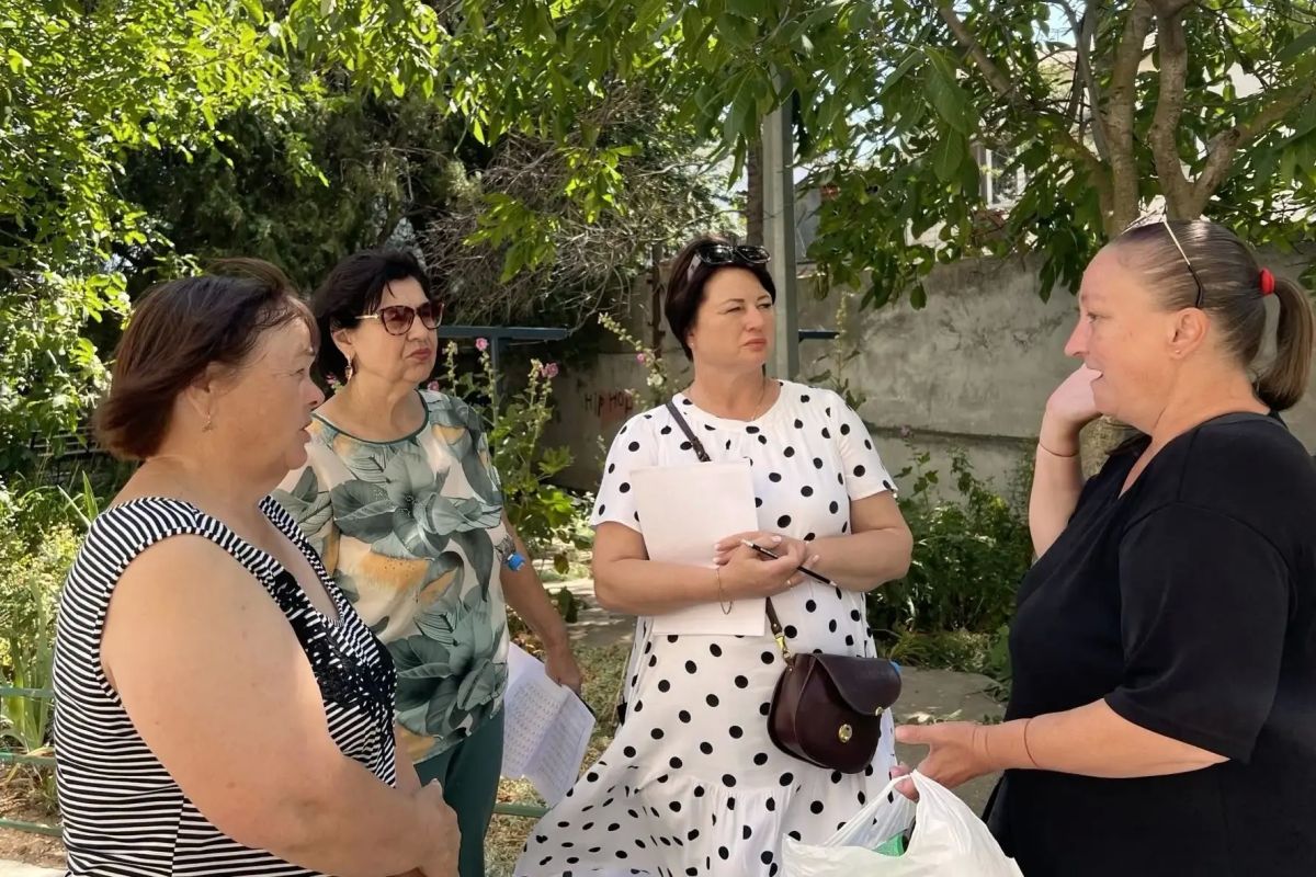 Владимир Константинов: Депутаты Государственного Совета республики — рядом с крымчанами, оказавшимися в непростой жизненной ситуации в период ЧС Владимир Константинов: Депутаты Государственного Совета республики — рядом с крымчанами, оказавшимися в непростой жизненной ситуации в период ЧС