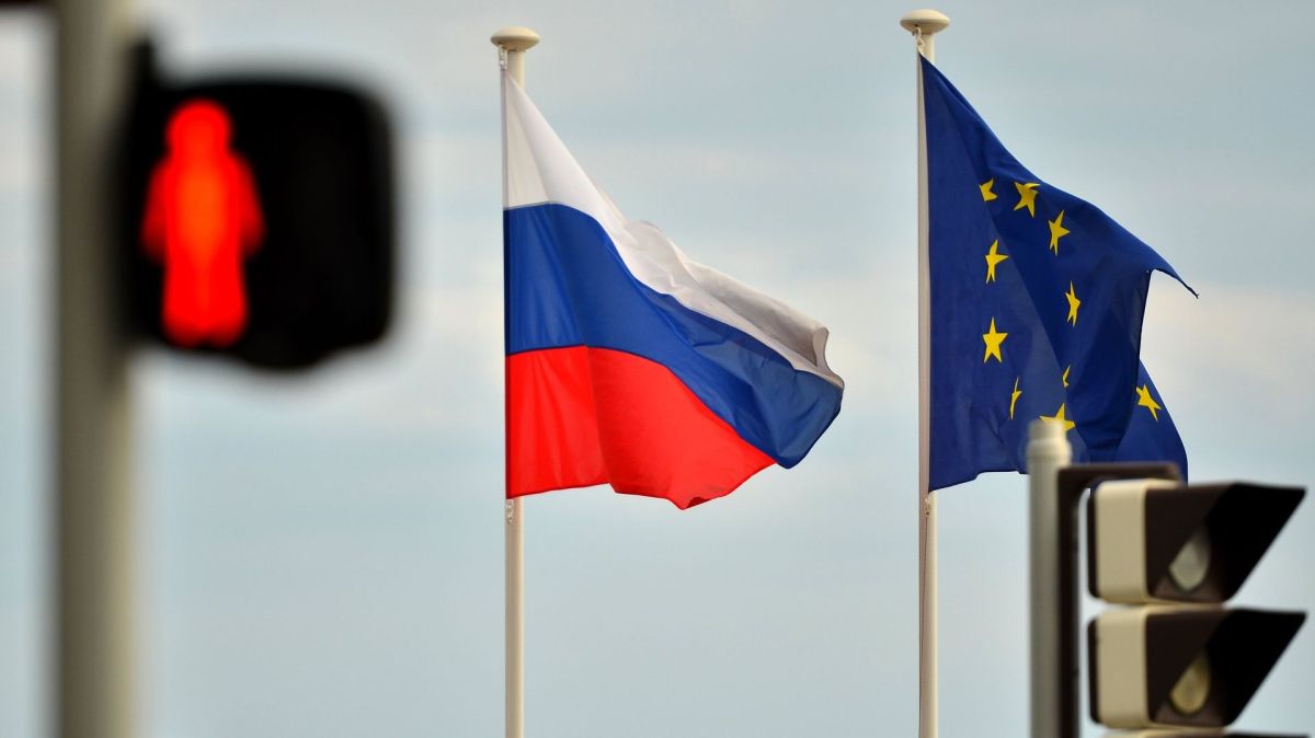 Санкции ЕС против России вводят по указке США – эксперт раскрыл замысел