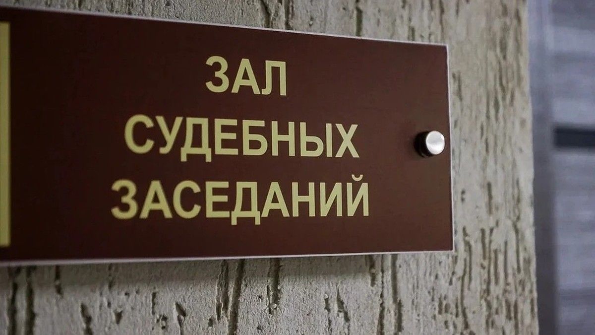 В Красноперекопском районе мужчина избил собутыльника чайником
