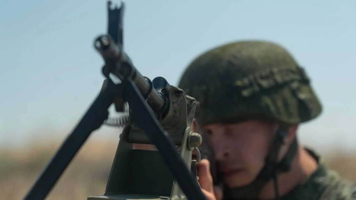 В течение дня силы ПВО и мобильные огневые группы уничтожили БПЛА над Крымом и Черным морем