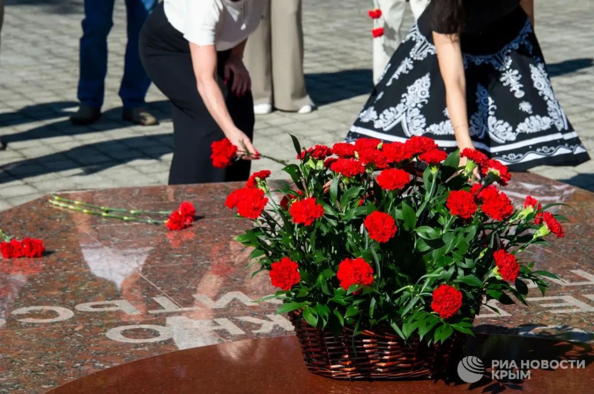 В Симферополе почтили память жертв депортации немцев из Крыма В Симферополе почтили память жертв депортации немцев из Крыма