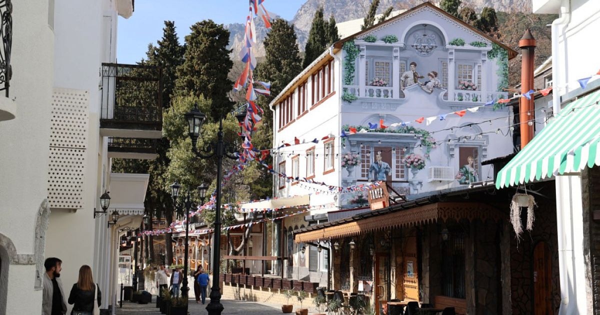 Более 240 миллионов на красоту: какие парки и площади обновят в Крыму