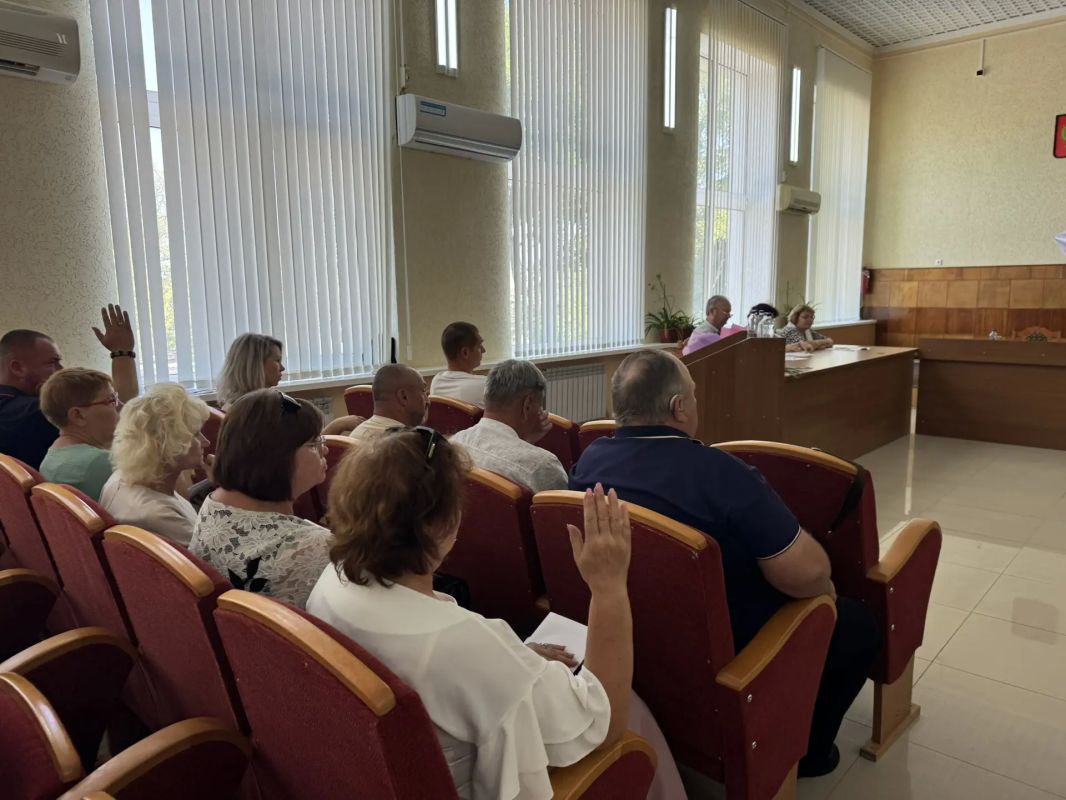 Избран глава администрации Черноморского района! Избран глава администрации Черноморского района!