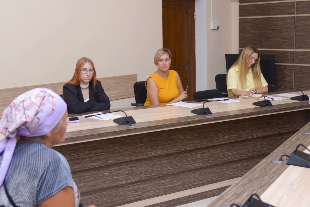 В Евпатории состоялось очередное заседание административной комиссии, которое провел заместитель главы администрации Сергей Колганов В Евпатории состоялось очередное заседание административной комиссии, которое провел заместитель главы администрации Сергей Колганов