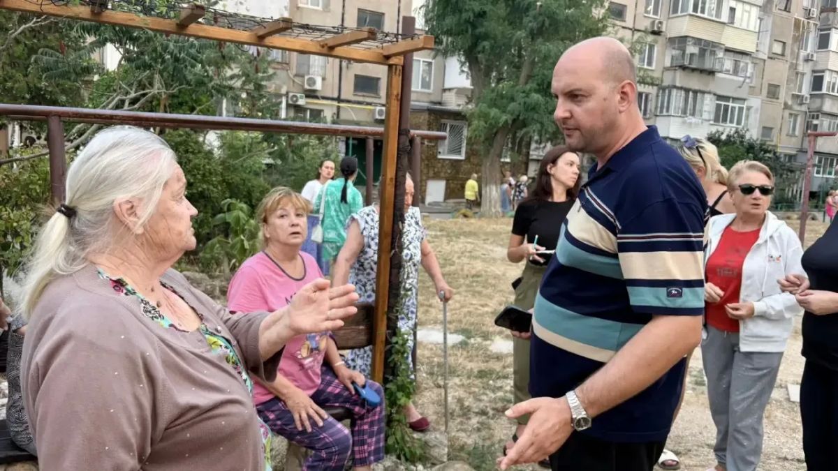 Иван Кошель: Продолжаю встречи с керчанами Иван Кошель: Продолжаю встречи с керчанами