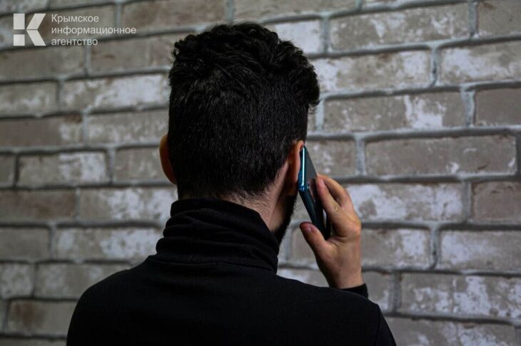 В Крыму будут судить 19-летнего курьера мошенников, который украл у пенсионерок 2 миллиона рублей