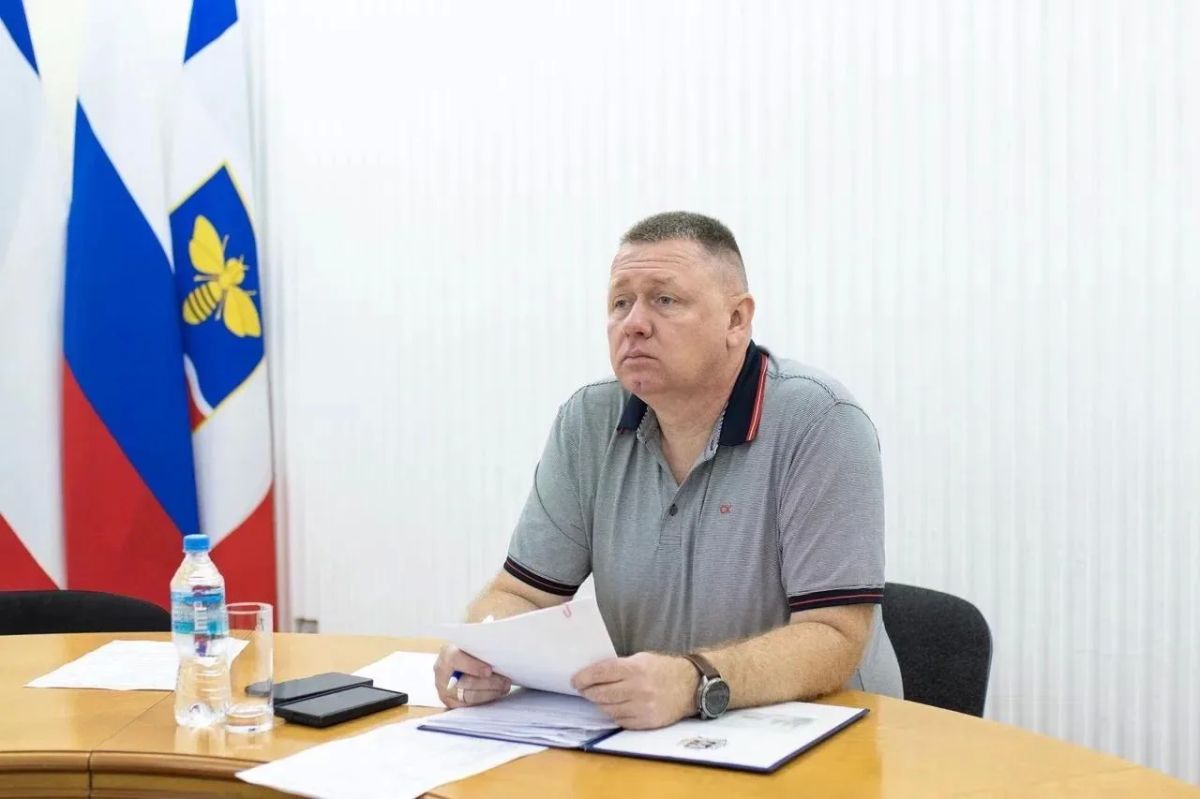Глава администрации Симферополя Михаил Афанасьев провёл личный приём граждан, в ходе которого к нему обратились семь симферопольцев