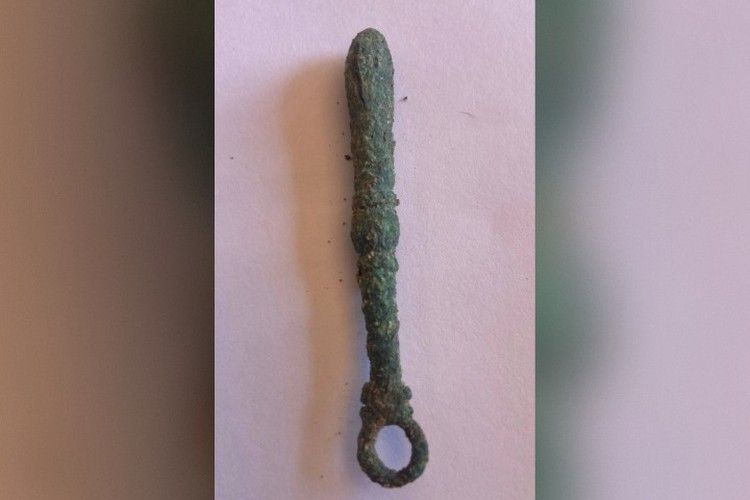 Палица Геракла: в Крыму нашли двухтысячелетний амулет для младенца-воина Палица Геракла: в Крыму нашли двухтысячелетний амулет для младенца-воина