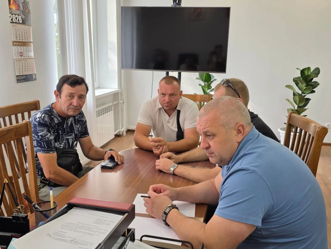 Андрей Шатыренко: Провел рабочее совещание с руководителями управляющих компаний