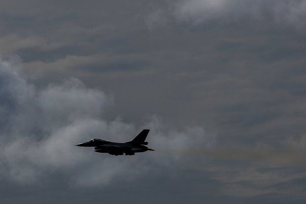 Мируцэ: Румынская армия уничтожила морской дрон в Черном море с помощью истребителя F-16