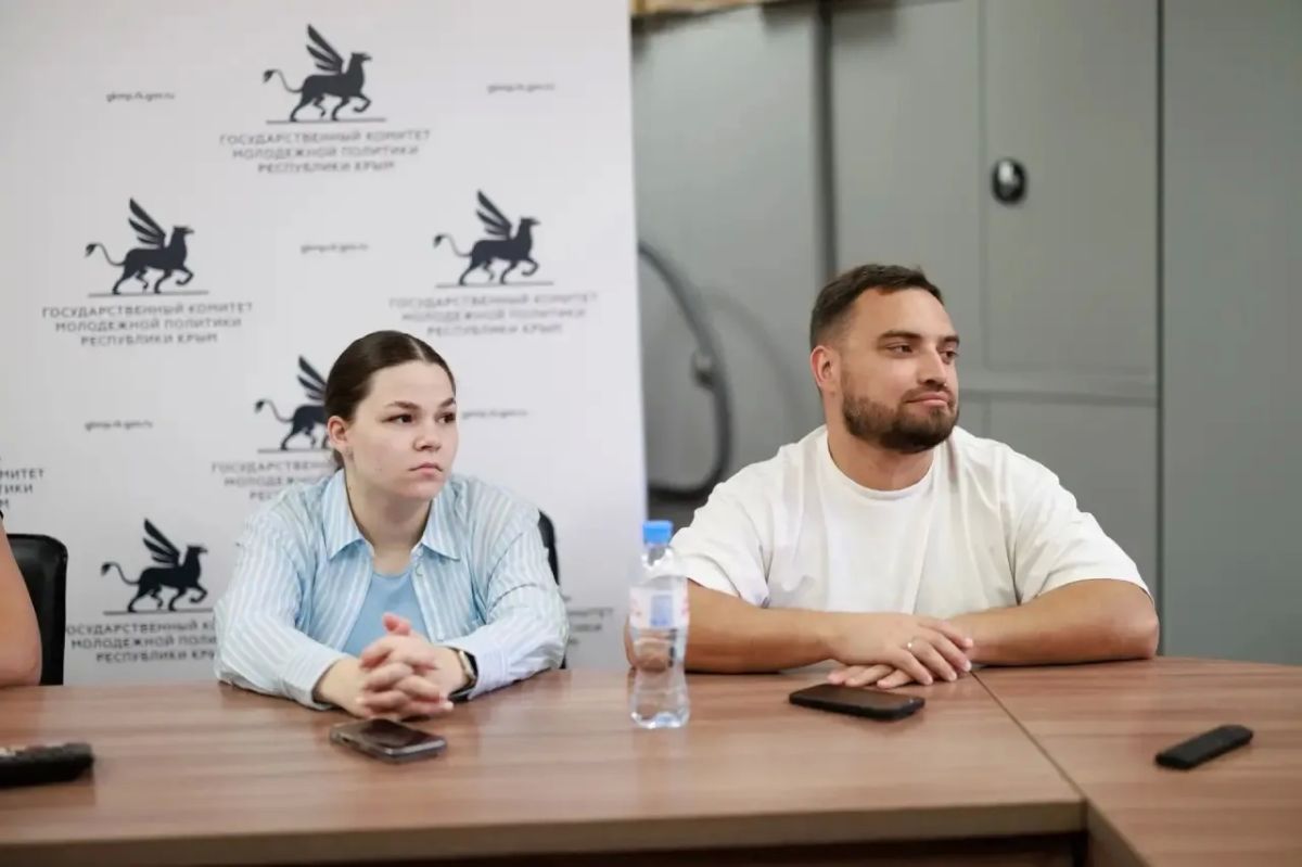 Находим решения вместе. В Симферополе состоялась рабочая встреча с представителями некоммерческих организаций города Находим решения вместе. В Симферополе состоялась рабочая встреча с представителями некоммерческих организаций города