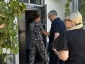 Продолжил работу с обращениями жителей непосредственно на территориях многоквартирных домов
