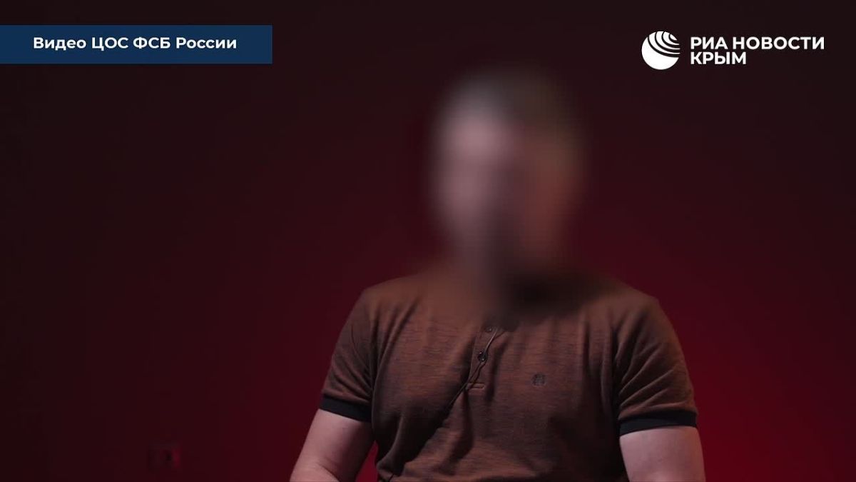 Кадры задержания крымчанина, передававшего СБУ данные об объектах ВС России в Крыму