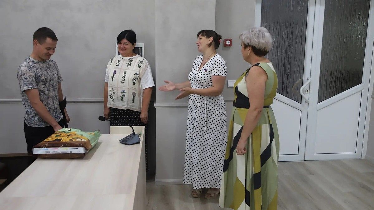 В Бахчисарайском районе Крыма участнику СВО вручили ключи от квартиры