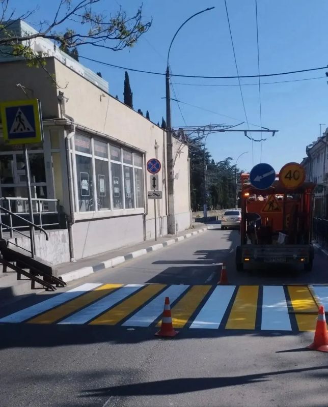 В преддверии нового учебного года поручил усилить внимание к безопасности детей на дорогах, особенно вблизи школ, детсадов, организаций допобразования и спортивных учреждений В преддверии нового учебного года поручил усилить внимание к безопасности детей на дорогах, особенно вблизи школ, детсадов, организаций допобразования и спортивных учреждений