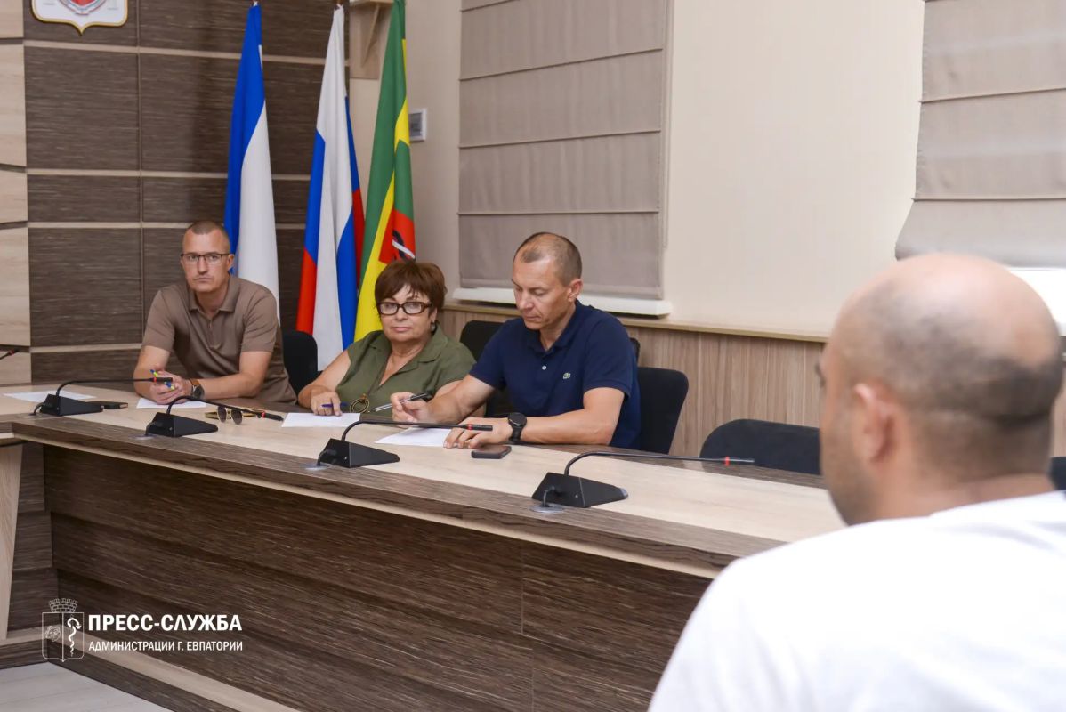 В Евпатории состоялось очередное заседание административной комиссии В Евпатории состоялось очередное заседание административной комиссии