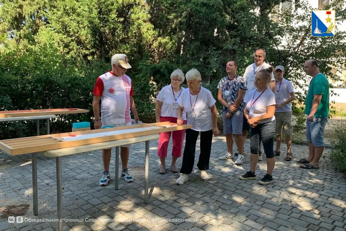 В севастопольском центре соцобслуживания прошёл марафон полезных привычек В севастопольском центре соцобслуживания прошёл марафон полезных привычек