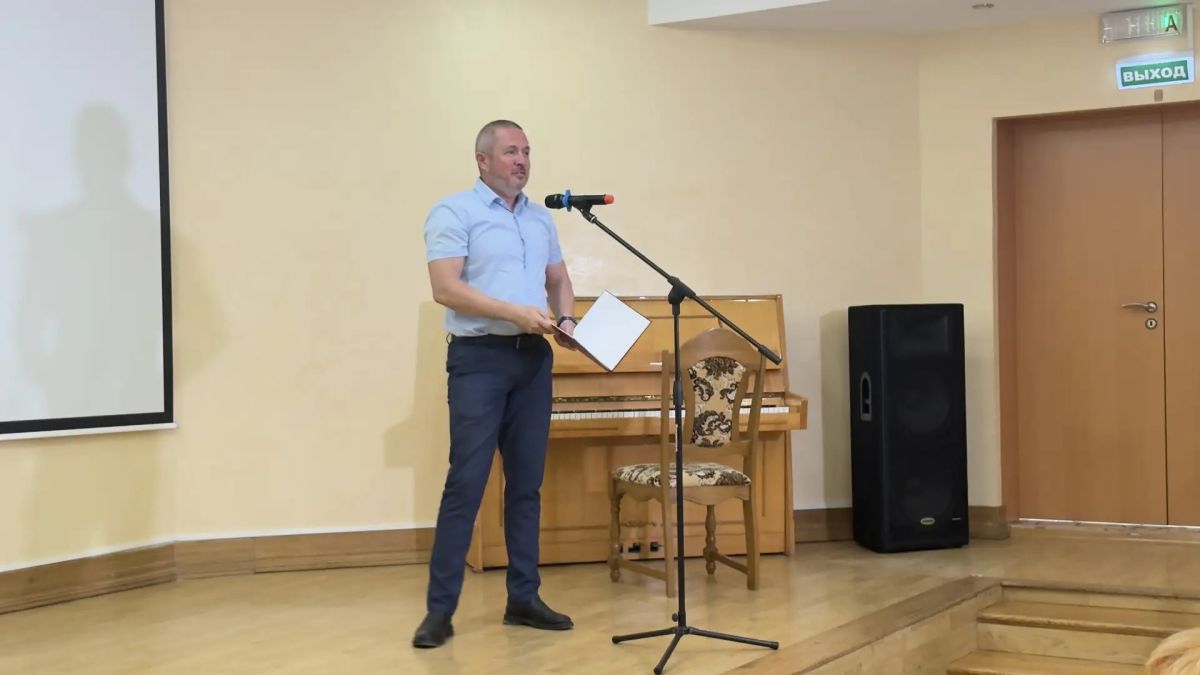 В Симферополе представили юбилейный литературный сборник «Чайка 2024» В Симферополе представили юбилейный литературный сборник «Чайка 2024»